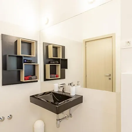 Villa Red House Kraj Drage - With Swimming Pool And Playground *