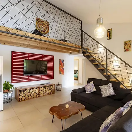 Red House Kraj Drage - With Swimming Pool And Playground Villa