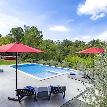 Villa Red House Kraj Drage - With Swimming Pool And Playground *